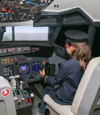 Flight Simulators - Aviation Academy